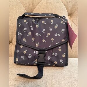 NWT Thirty-One Fold-Over Lunch Bag Ditsy Daisy Floral